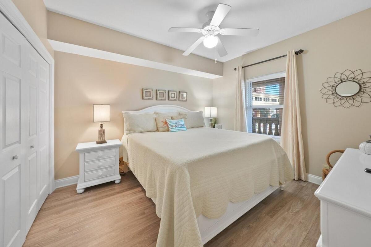 Calypso 208 East Direct Gulf Front Exceptional
